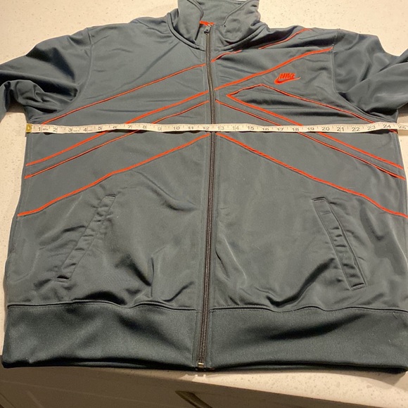 NIKE retro full-zip track jacket swoosh grey gray red orange like new - Picture 6 of 6